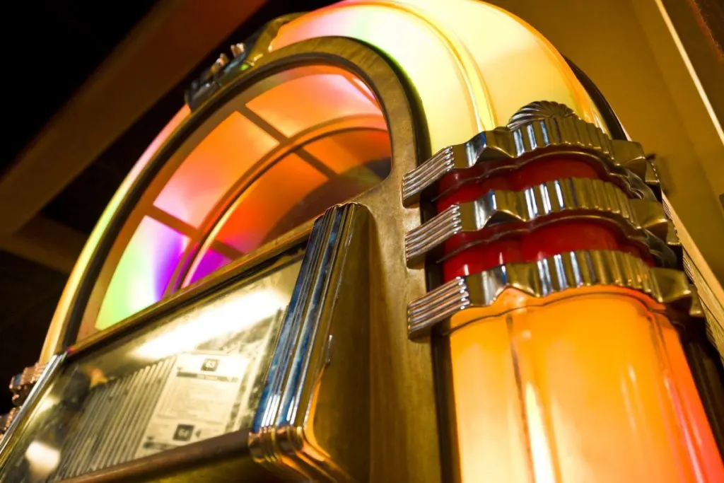 Antique light up jukebox